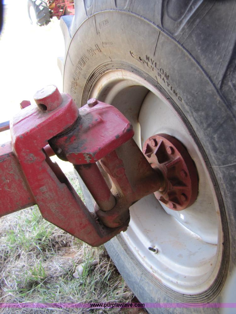 image for item 3466 1988 Case IH 1680 combine