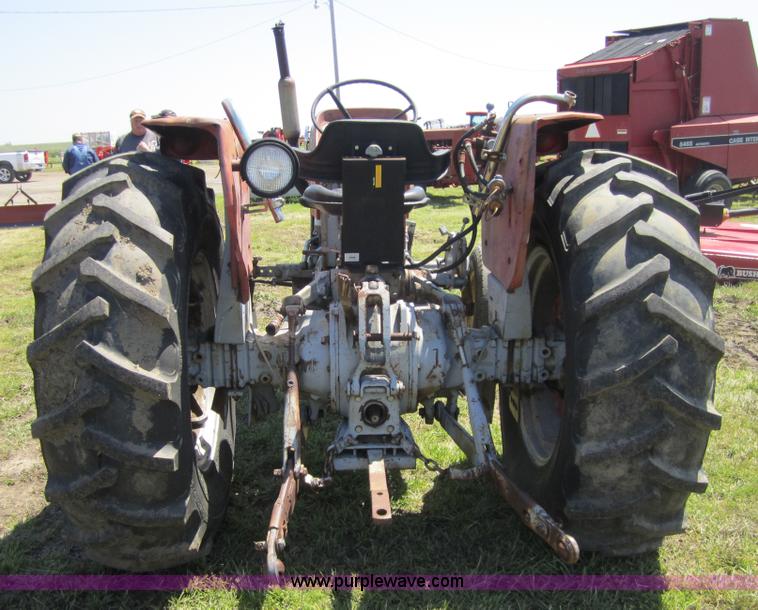 image for item 3683 1974 Massey-Ferguson 165 tractor