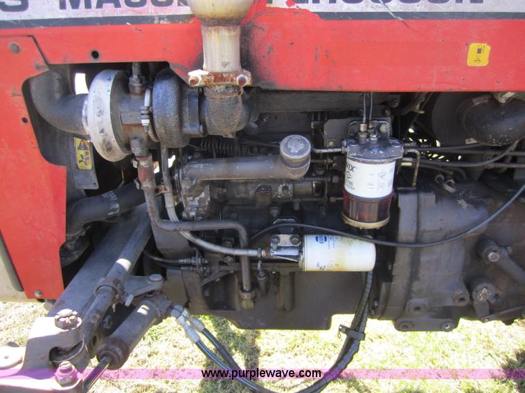 image for item 3684 1989 Massey-Ferguson 253 tractor