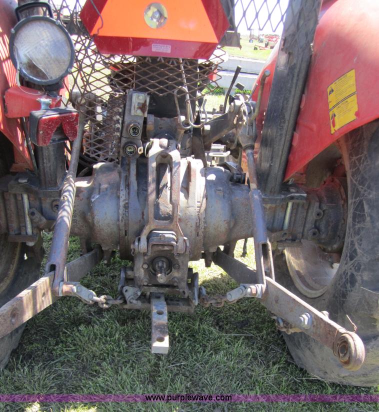 image for item 3684 1989 Massey-Ferguson 253 tractor