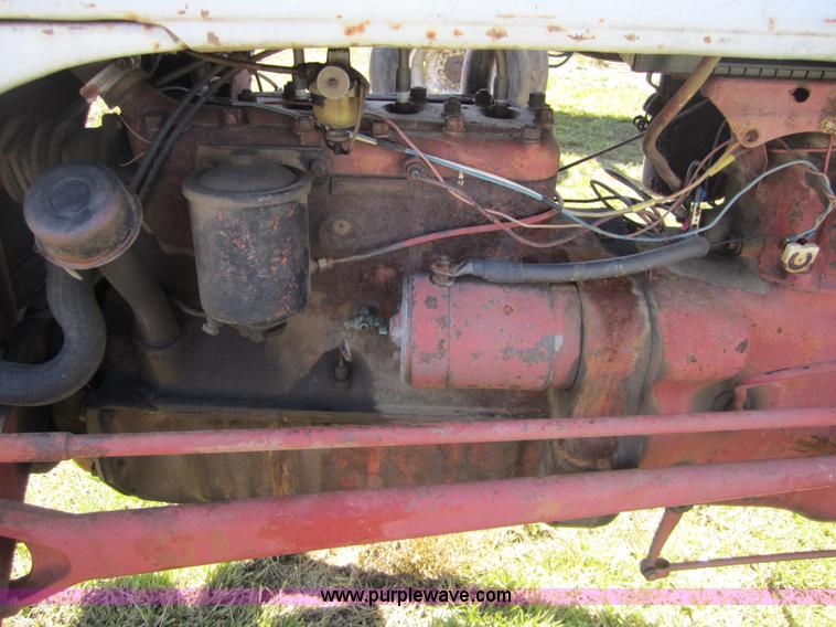 image for item 3685 Ford 9N tractor