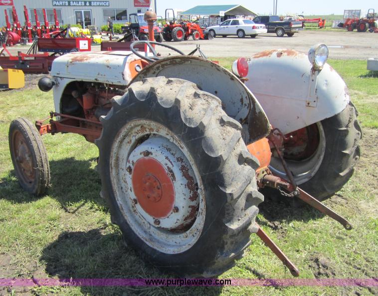 image for item 3687 Ford 9N tractor