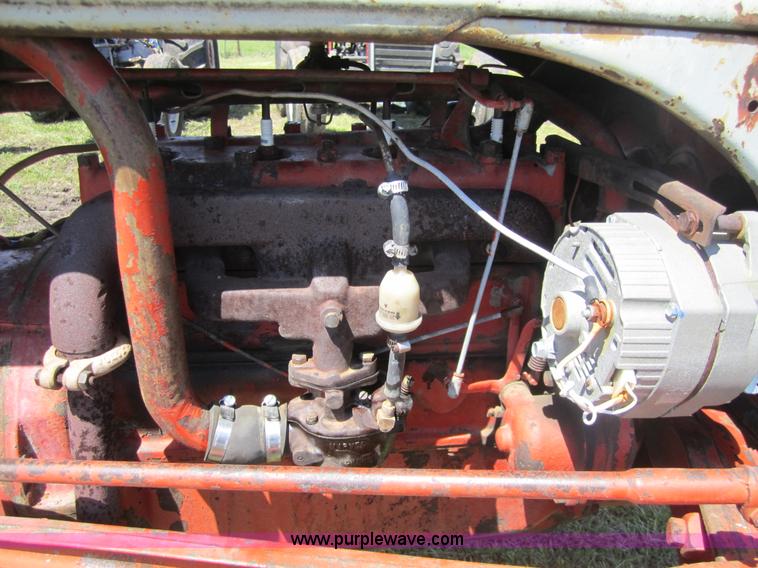 image for item 3687 Ford 9N tractor