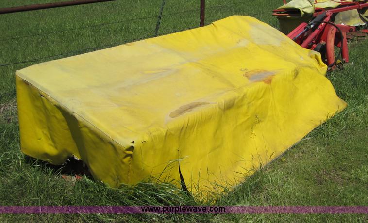 image for item 3689 2003 Gribaldi & Salvia DM207 9' disc mower