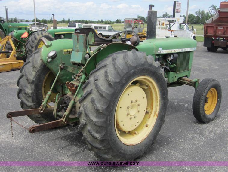 image for item 3740 John Deere 820 tractor