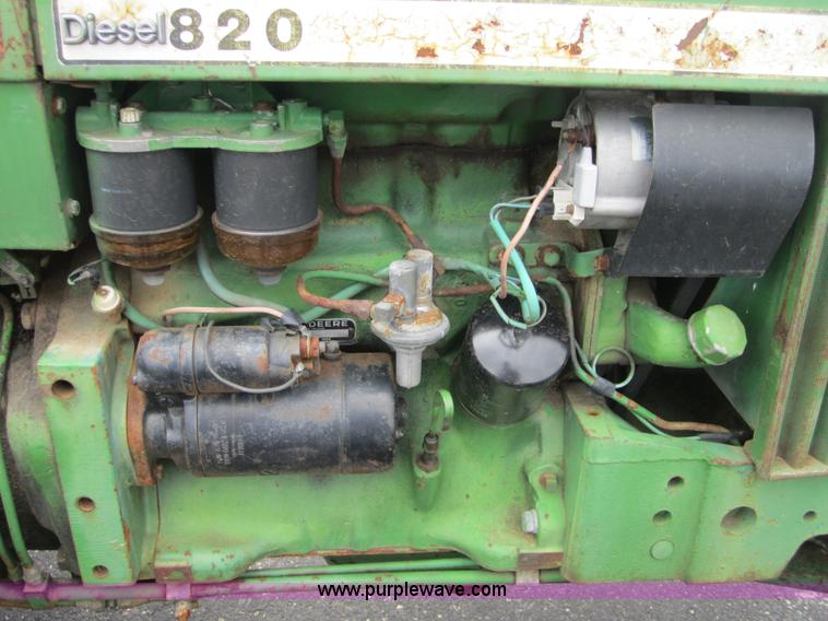 image for item 3740 John Deere 820 tractor