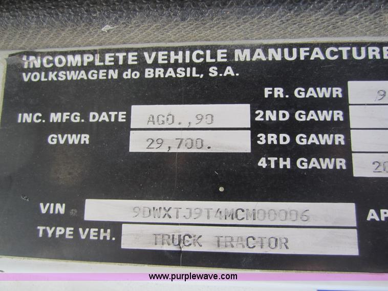 image for item 3742 1991 Peterbilt 265 dump truck