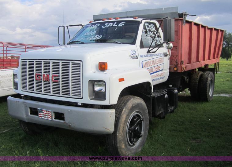 image for item 3745 1993 GMC Topkick truck