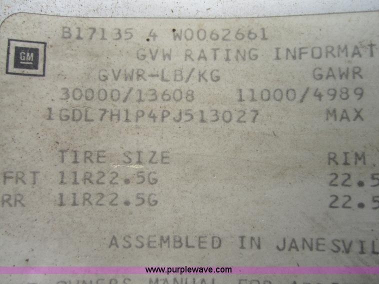 image for item 3745 1993 GMC Topkick truck