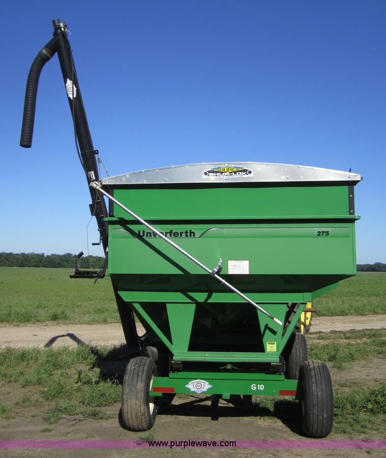 image for item 3753 2007 Unverferth gravity box