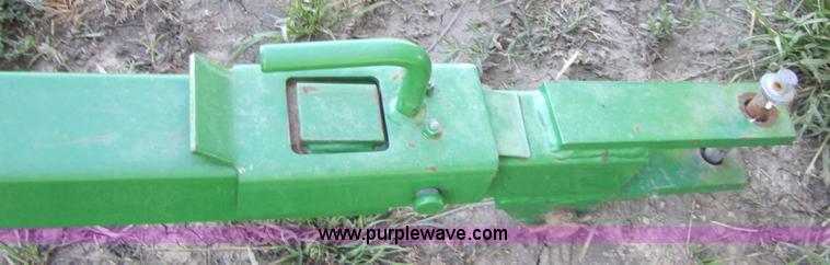 image for item 3753 2007 Unverferth gravity box