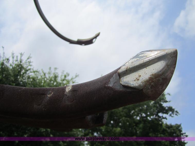 image for item 3759 John Deere 1600 36' chisel