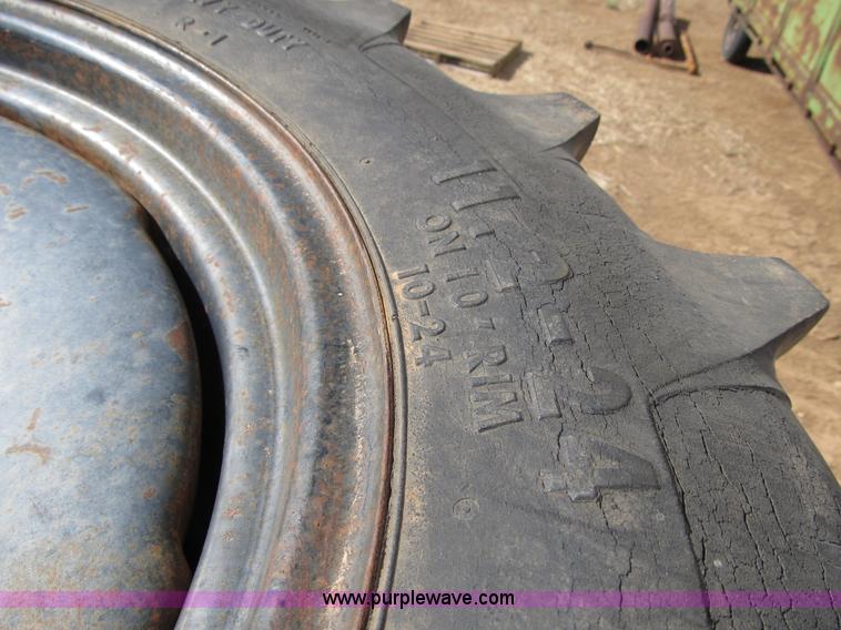 image for item 9206 (5) 11.2-24 eight-bolt sprinkler tires