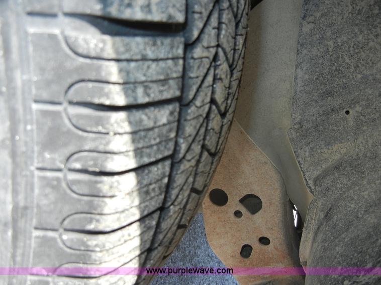 image for item 2222 2001 Chevrolet S10 pickup truck