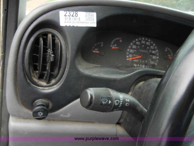 image for item 2328 1998 Ford E350 Club Wagon van