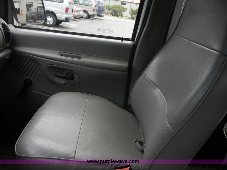 image for item 2328 1998 Ford E350 Club Wagon van