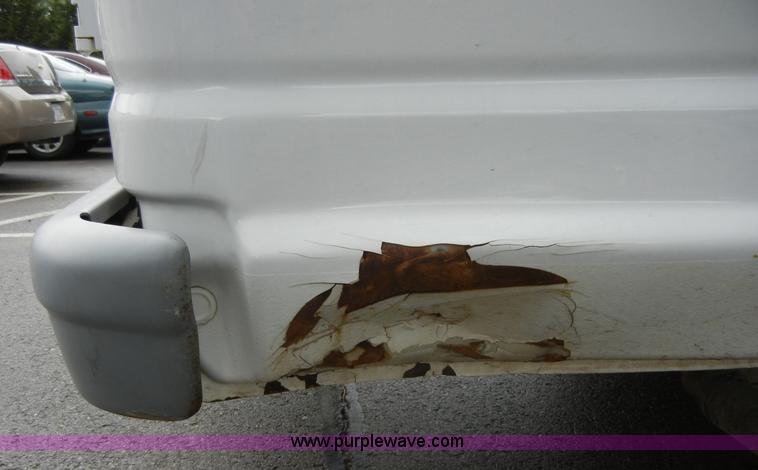 image for item 2328 1998 Ford E350 Club Wagon van