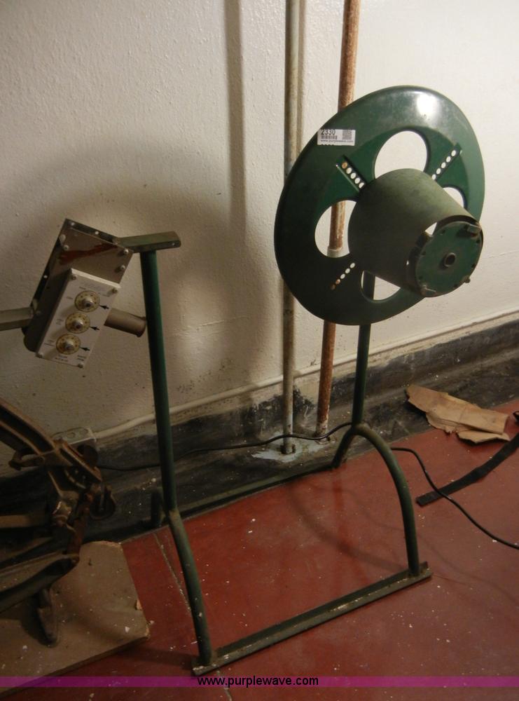 image for item 2330 Assorted shop equipment