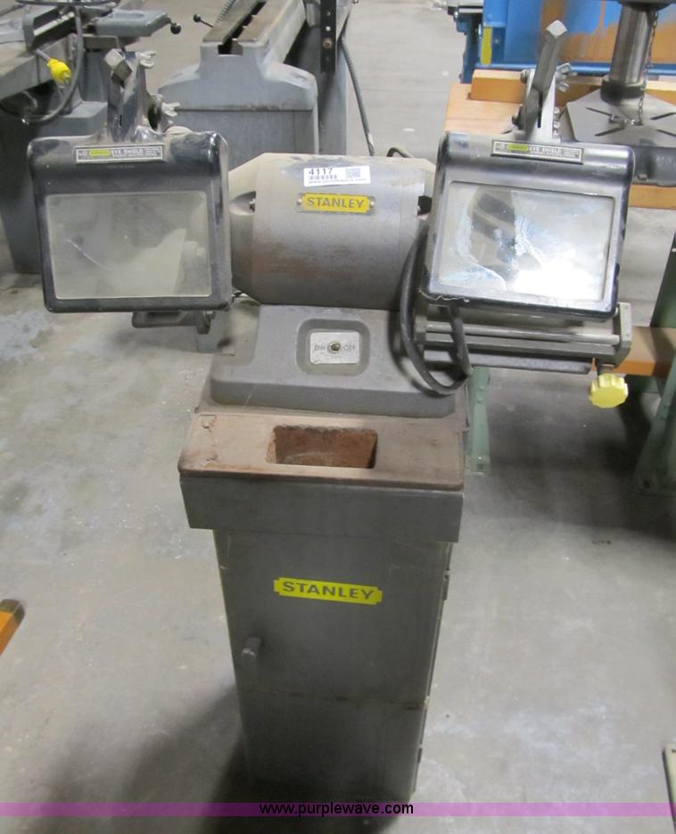 Stanley 697A ball bearing grinder in Des Moines, IA Item 4117 sold