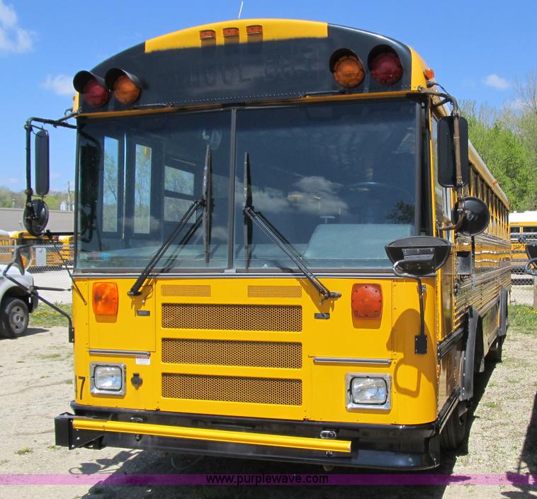 image for item 4141 2001 Thomas Built school bus