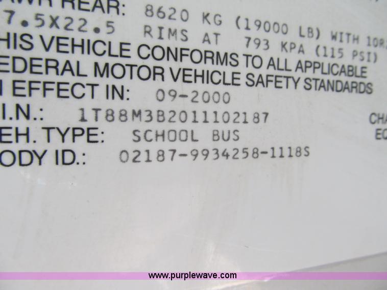 image for item 4142 2001 Thomas Built school bus