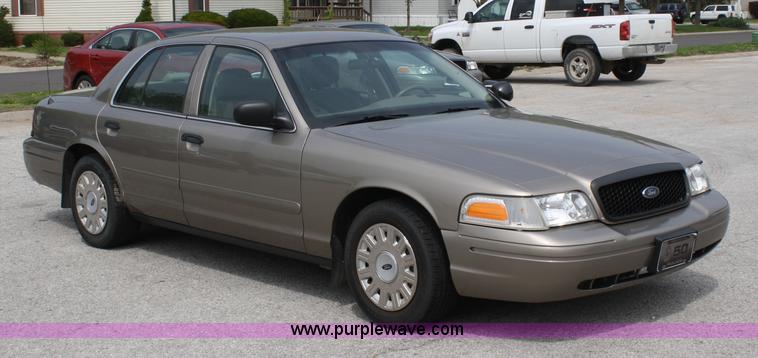 image for item 4858 2005 Ford Crown Victoria Police Interceptor