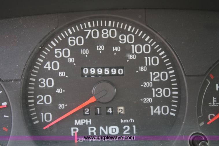 image for item 4858 2005 Ford Crown Victoria Police Interceptor