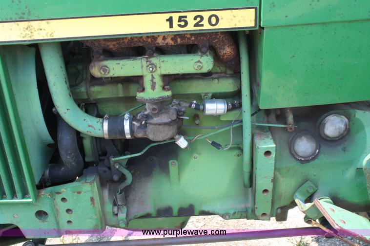 image for item 4979 1970 John Deere 1520 tractor