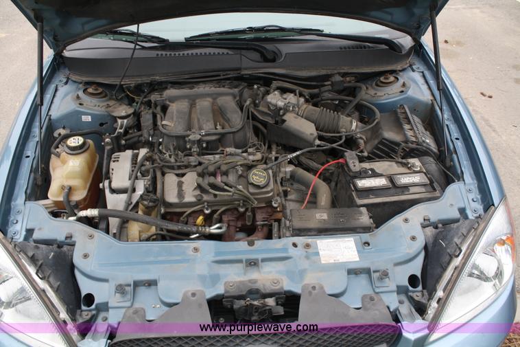 image for item 4992 2007 Ford Taurus SE