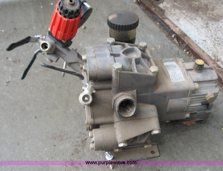 2005 Hypro diaphragm pump in Hillsboro, KS Item 5338 sold Purple Wave