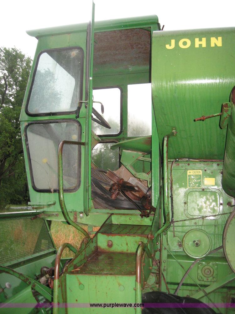 image for item 5343 John Deere 45 combine with 210 two-row header