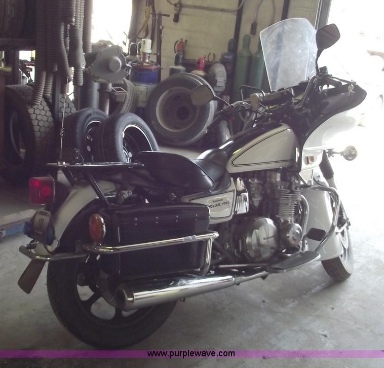 image for item 5539 1999 Kawasaki KZ1000 Police motorcycle