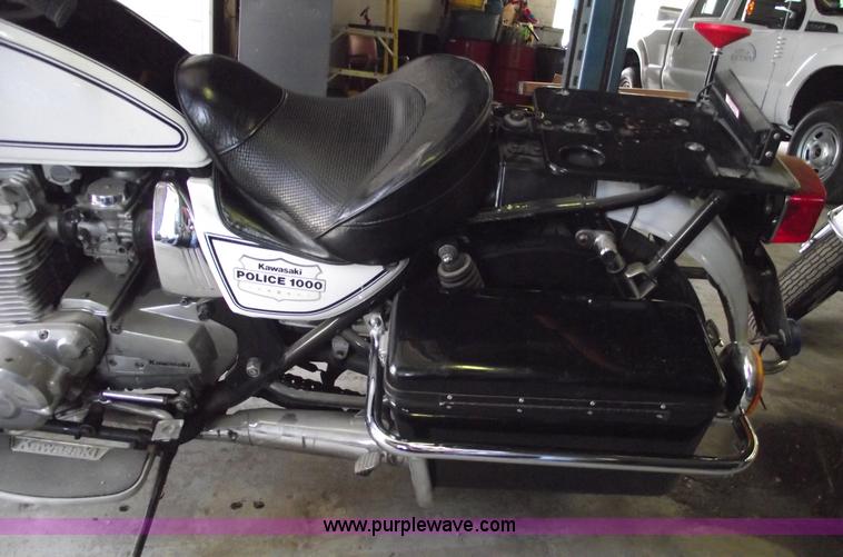 image for item 5539 1999 Kawasaki KZ1000 Police motorcycle