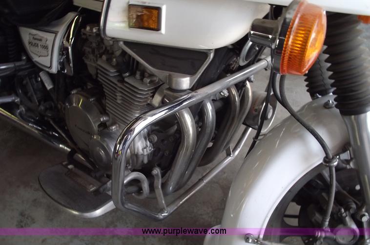 image for item 5539 1999 Kawasaki KZ1000 Police motorcycle