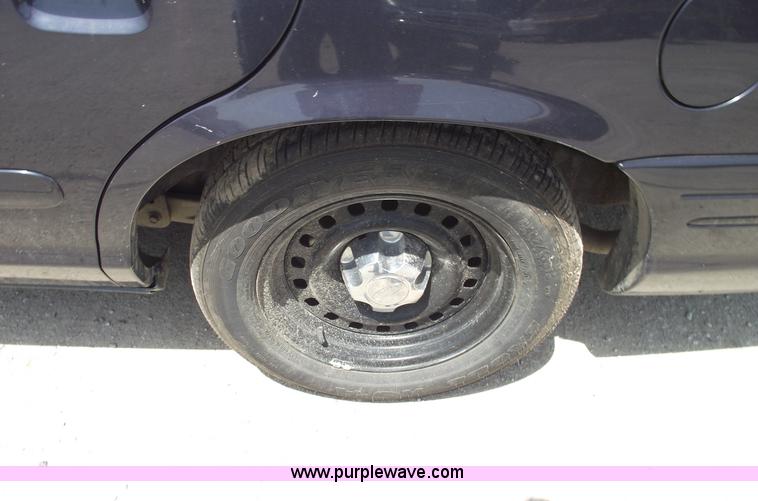 image for item 5541 2000 Ford Crown Victoria Police Interceptor