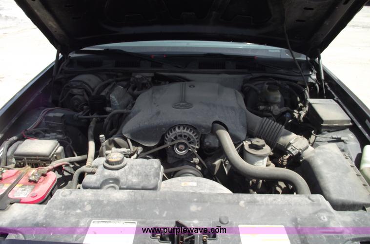 image for item 5541 2000 Ford Crown Victoria Police Interceptor