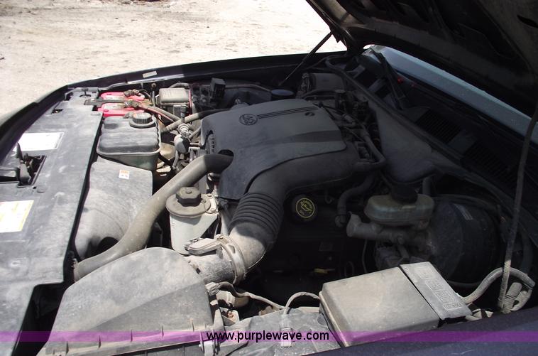 image for item 5541 2000 Ford Crown Victoria Police Interceptor