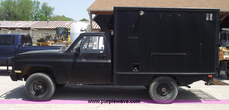 image for item 5542 1984 Chevrolet D30 SWAT team truck