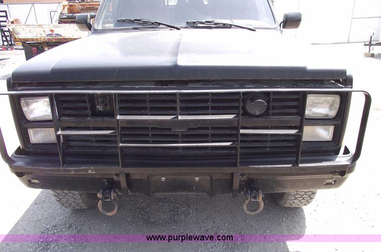 image for item 5542 1984 Chevrolet D30 SWAT team truck