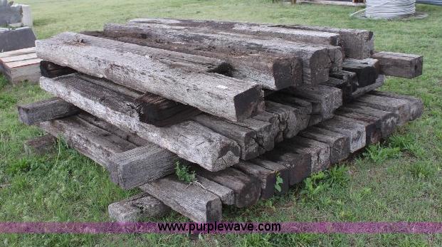 image for item 6083 (34) railroad ties