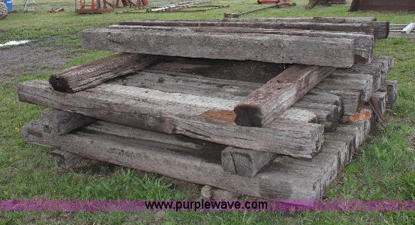 image for item 6083 (34) railroad ties