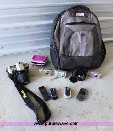 image for item 6127 Assorted electronics