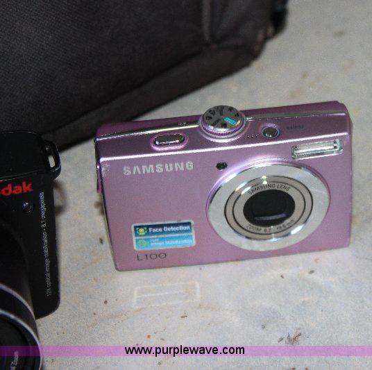 image for item 6127 Assorted electronics