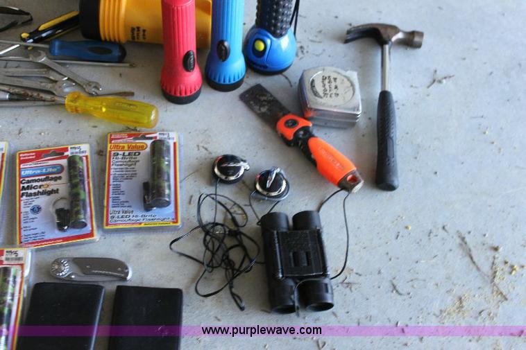 image for item 6128 Assorted household items