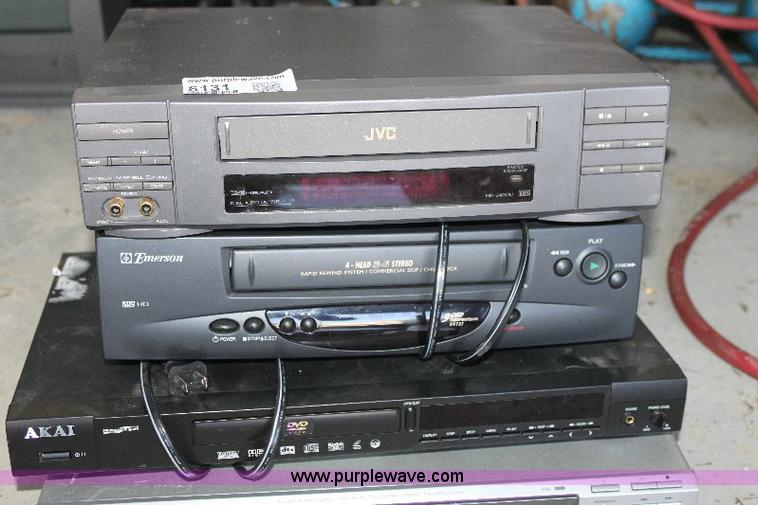 image for item 6131 Assorted electronics