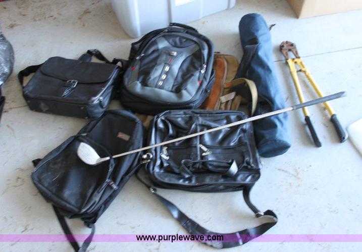 image for item 6133 Assorted items