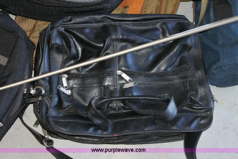 image for item 6133 Assorted items