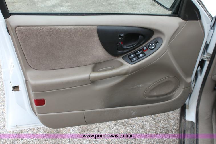 image for item 6216 2002 Chevrolet Malibu