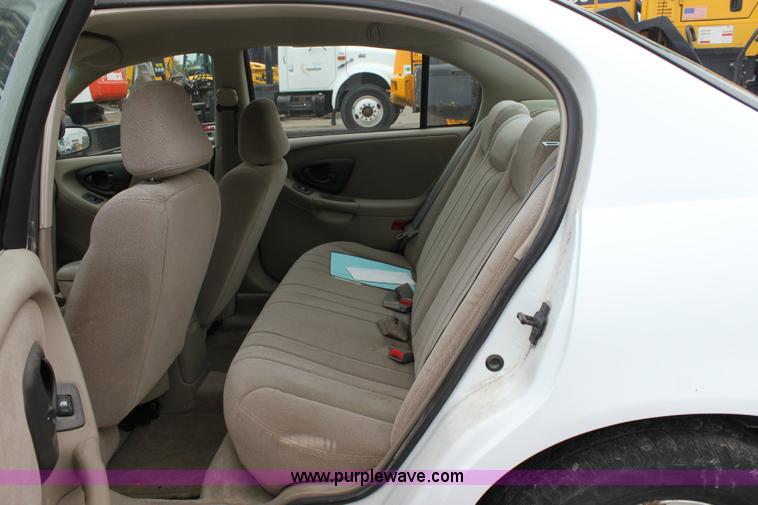 image for item 6216 2002 Chevrolet Malibu