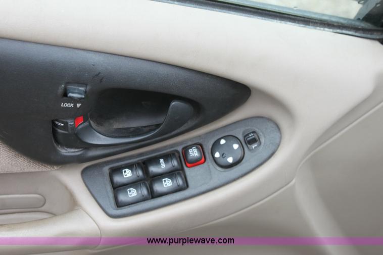 image for item 6216 2002 Chevrolet Malibu